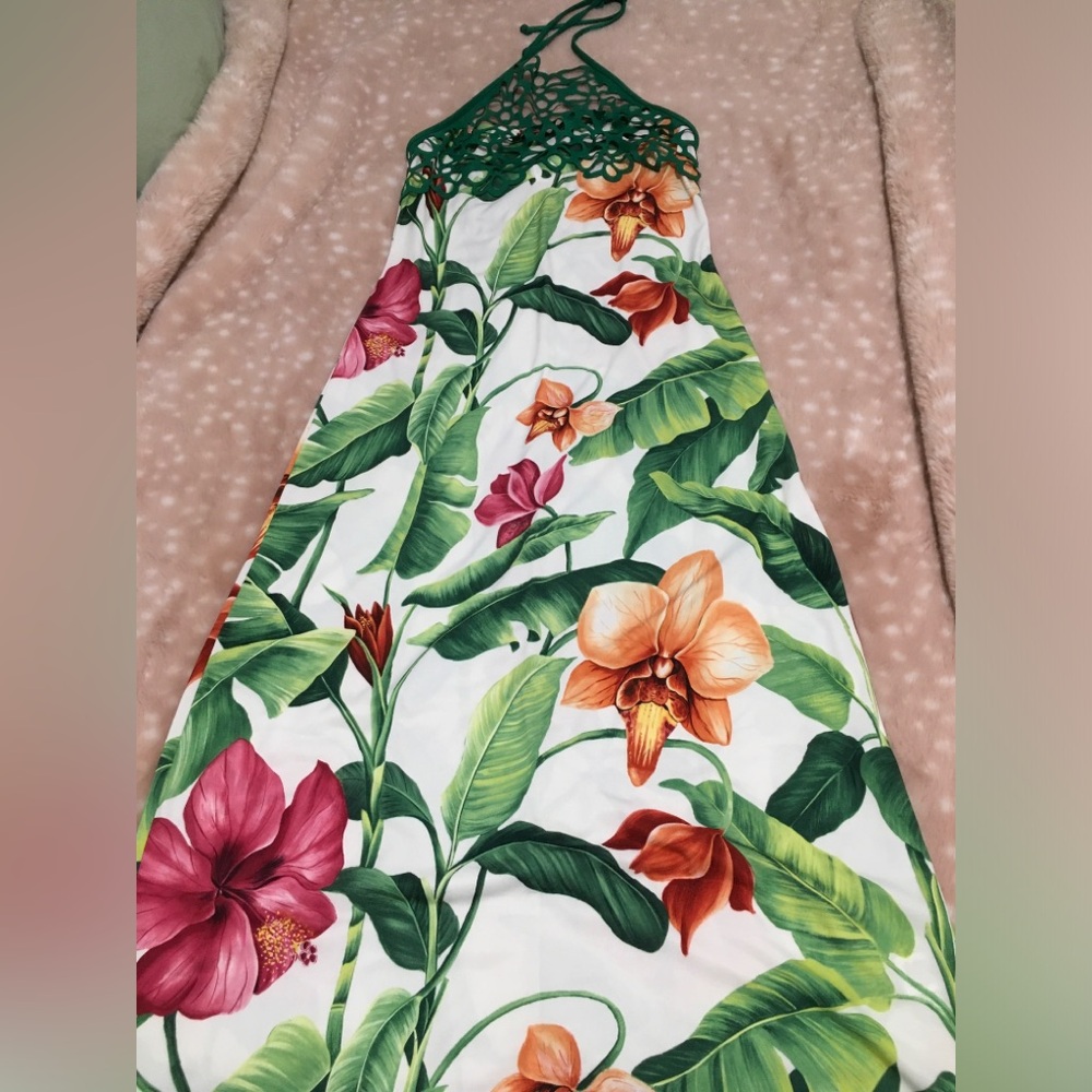 Venus Green Floral Halter Maxi Dress - Picture 4 of 5
